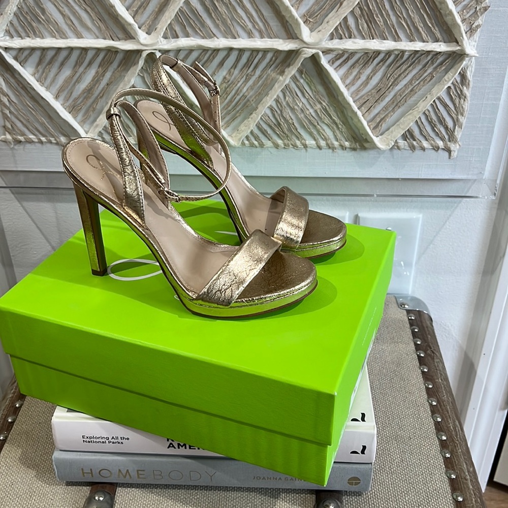 Sam Edelman - gold heels - size 5.5